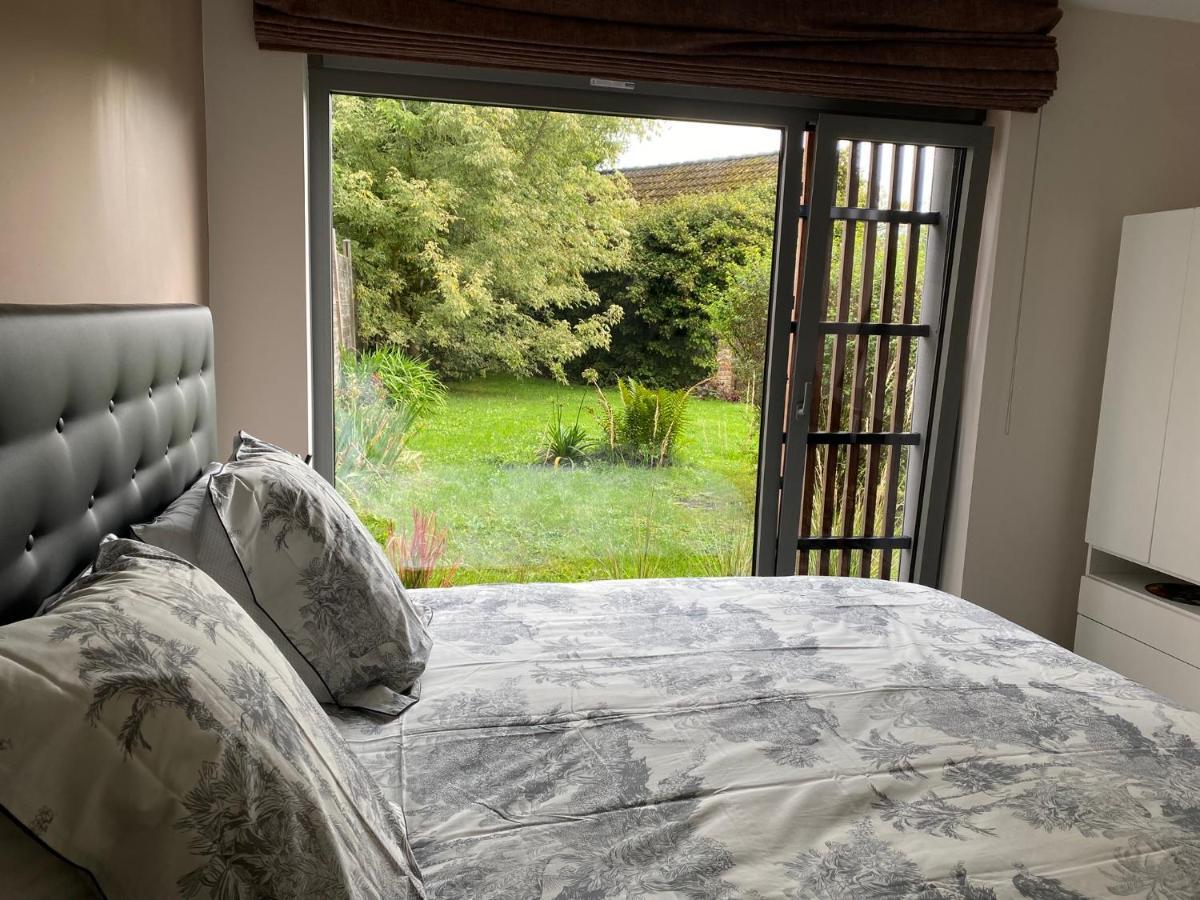La Couette Du Voyageur Bed & Breakfast Wanze ภายนอก รูปภาพ
