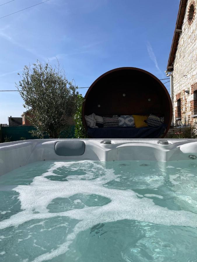 La Couette Du Voyageur Bed & Breakfast Wanze ภายนอก รูปภาพ